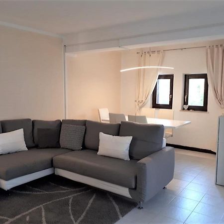Apartmen Relax 200 M T Beach Rovinj Extérieur photo