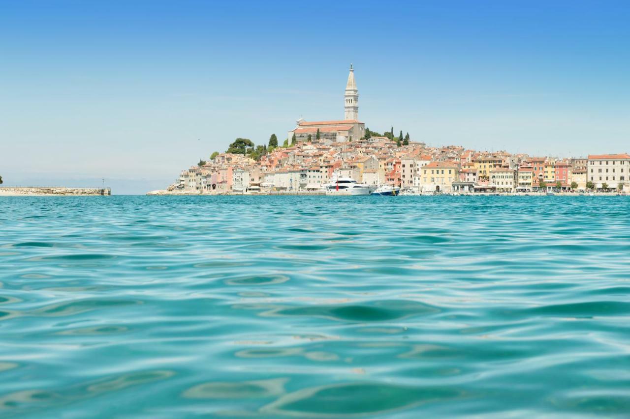 Apartmen Relax 200 M T Beach Rovinj Extérieur photo