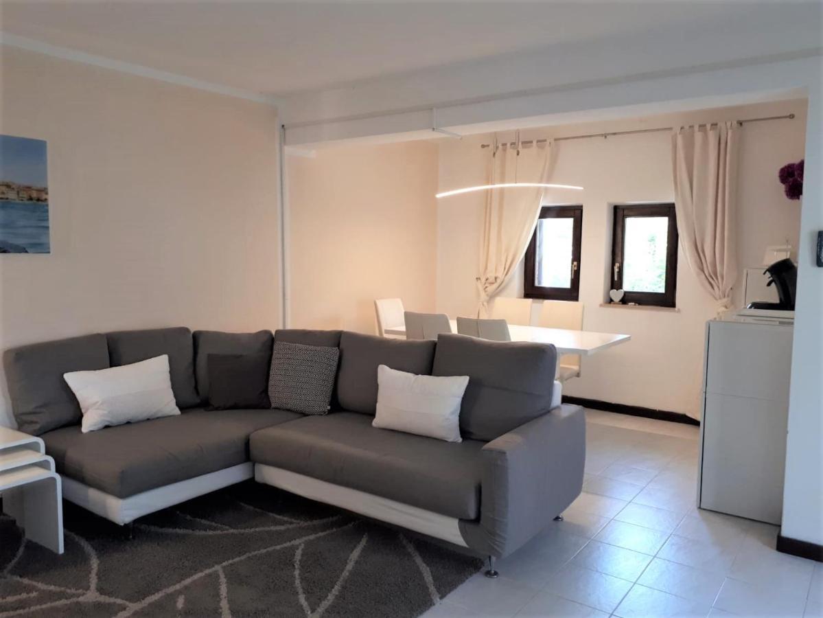 Apartmen Relax 200 M T Beach Rovinj Extérieur photo